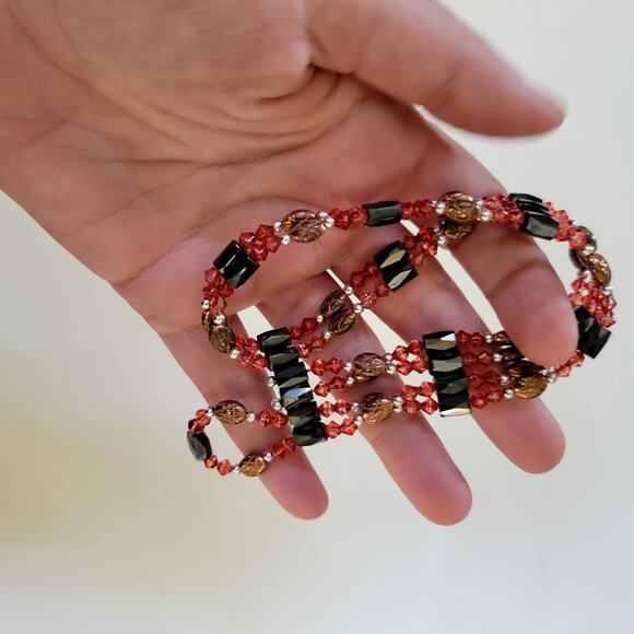 Vintage Beaded Necklace with Black Faceted Beads Amber Ovals and Red Crystals - Picture 8 of 10